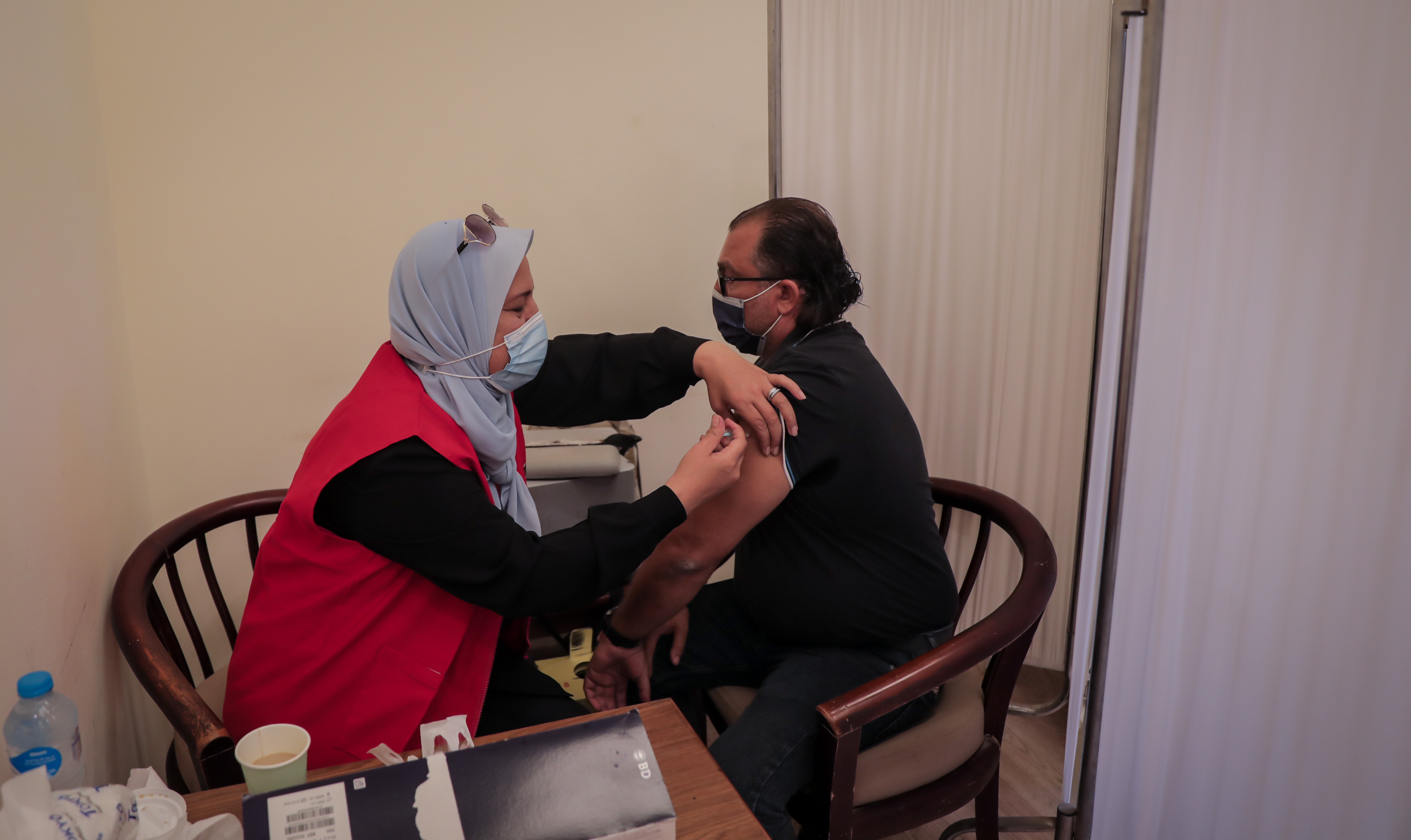 حملة لتطعيم أعضاء النادي الأهلي ضد فيروس كورونا بالتنسيق مع وزارة الصحة