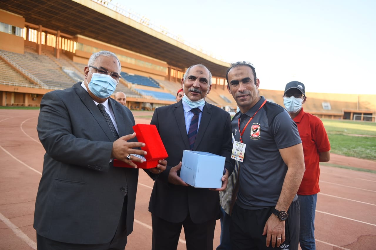 سيد عبد الحفيظ والسفير المصري في النيجر
