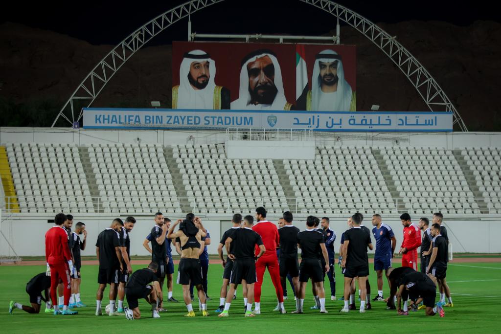 مران الفريق في الإمارات